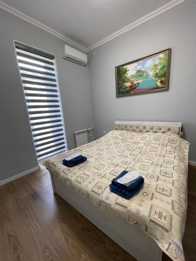Amir Temur Apartment In Center After Renovation Tashkent Exterior photo